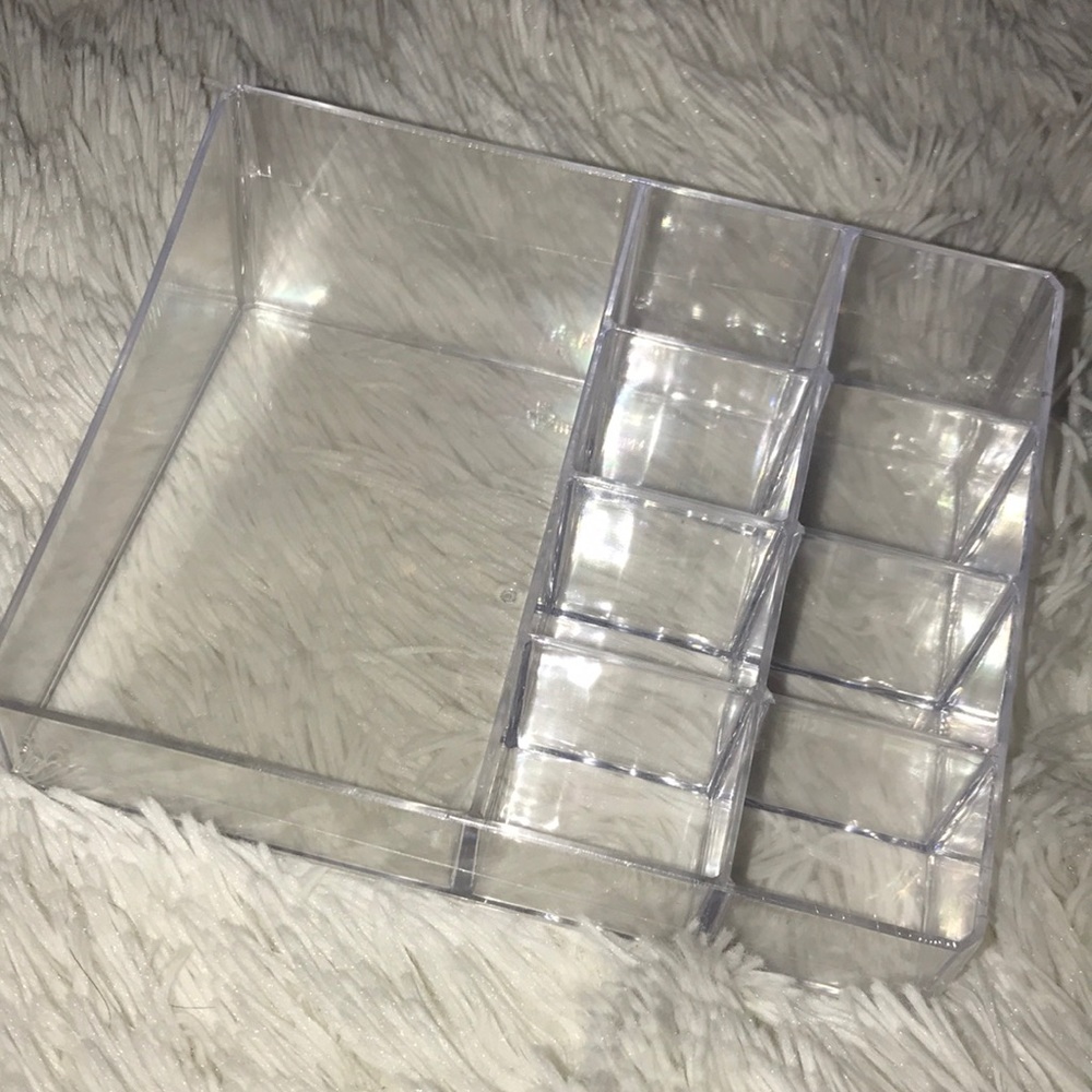 Acrylic organizer